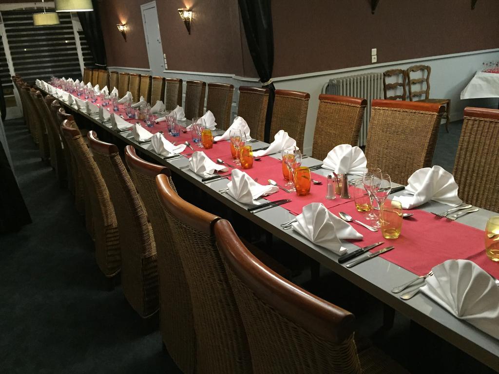 Le Beverl'Inn Flers  Exteriör bild