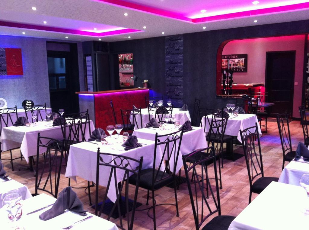 Le Beverl'Inn Flers  Exteriör bild