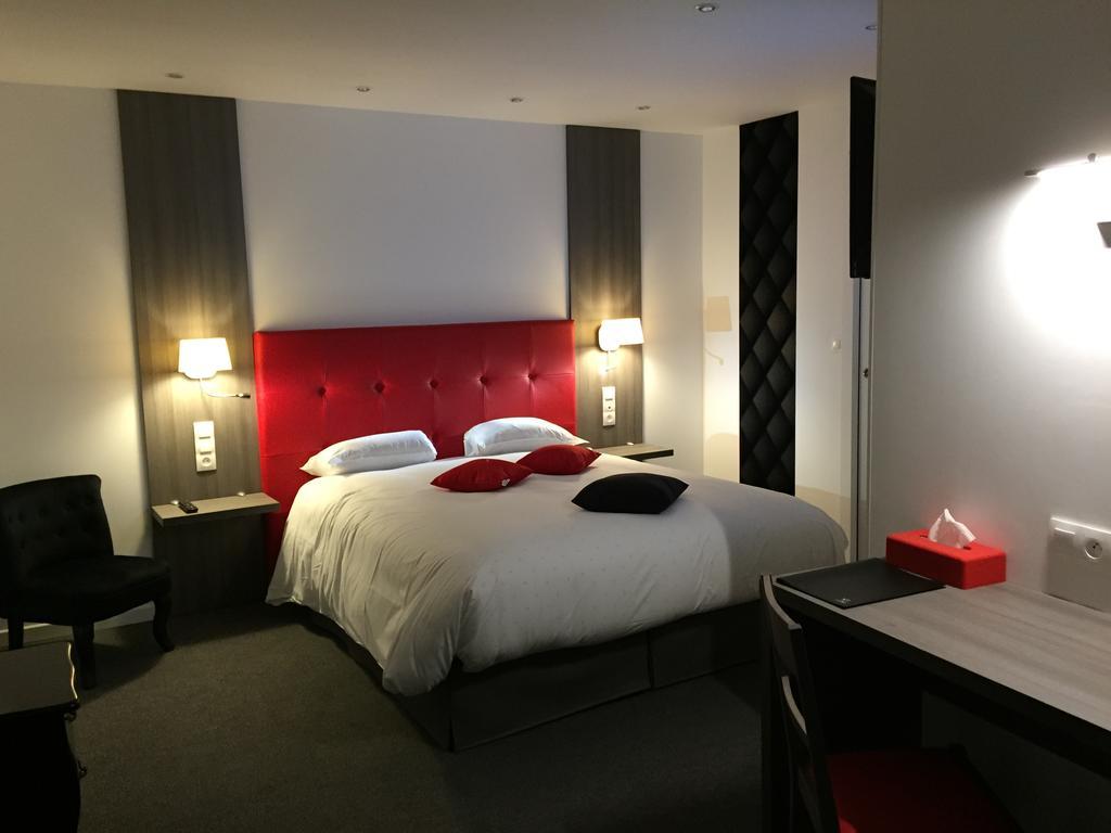 Le Beverl'Inn Flers  Exteriör bild